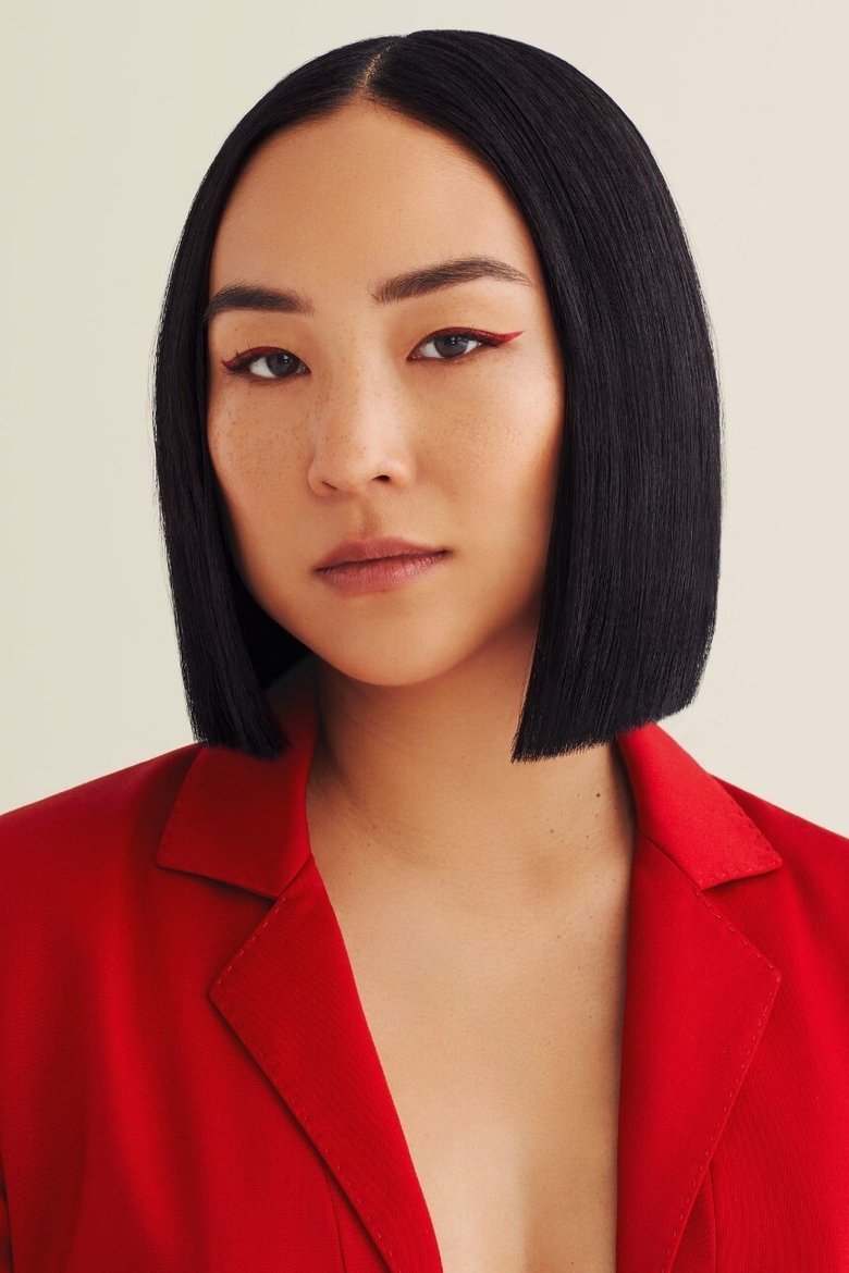 Greta Lee: Biography, Career, Net Worth & Personal Life